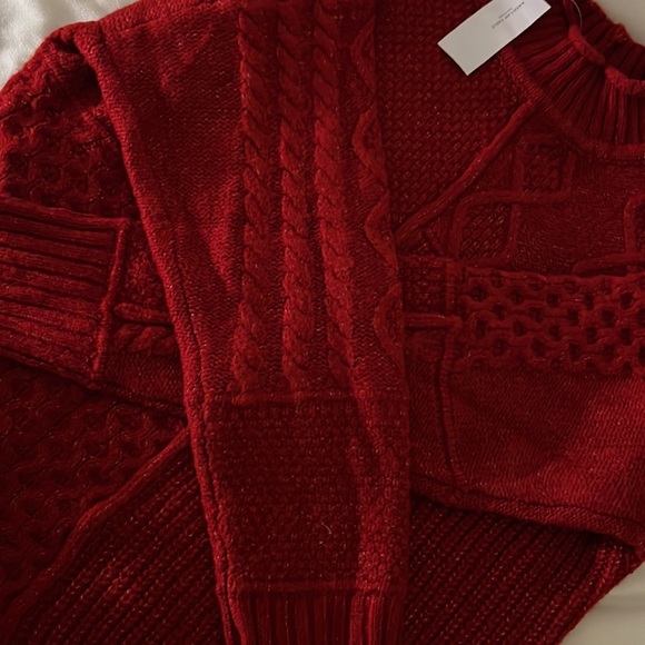 A red knitted sweater from American Eagle never worn! - Picture 4 of 4